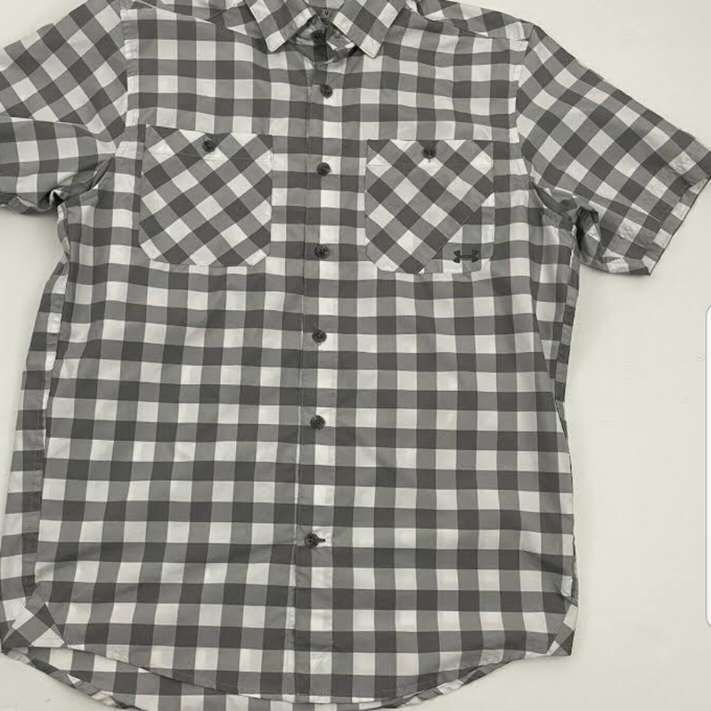 Under Armour loose fit fishing shirt sz large